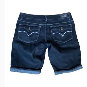 Levi’s dark wash Bermuda length jean shorts Size 11